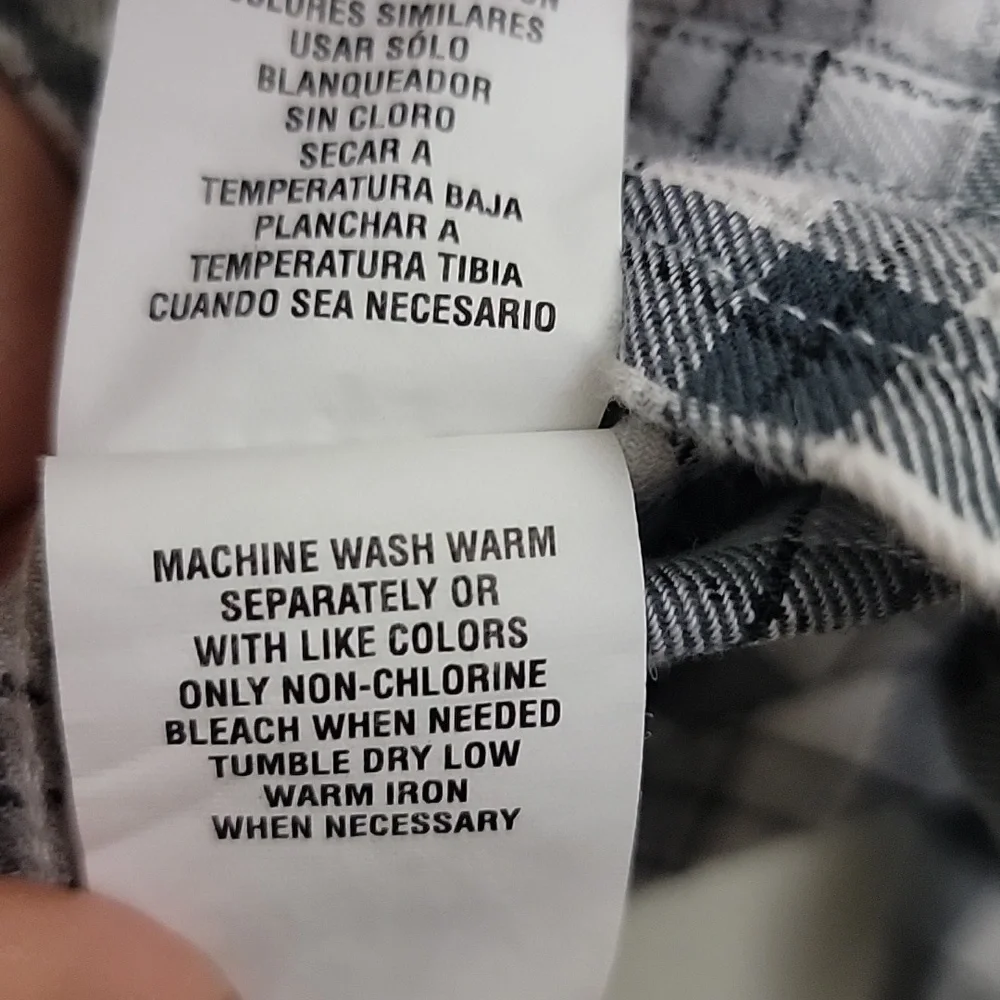 The Children's Place Gray, White & Black Plaid Cotton Shirt Youth 7/8 M